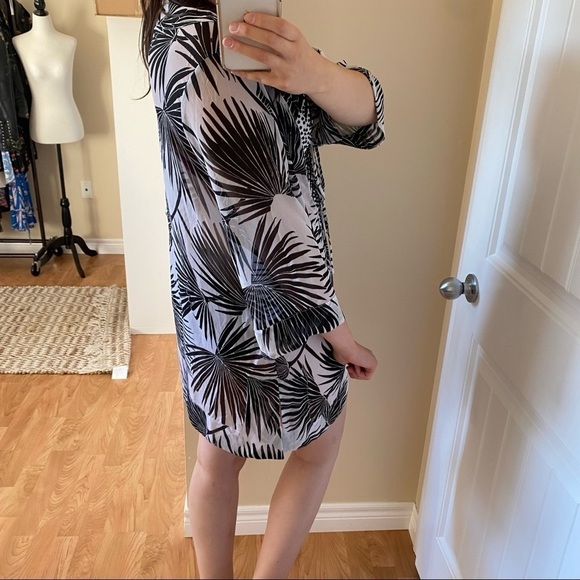 050. Tommy Bahama Palm Cover Up / Tunic - Picture 5 of 8